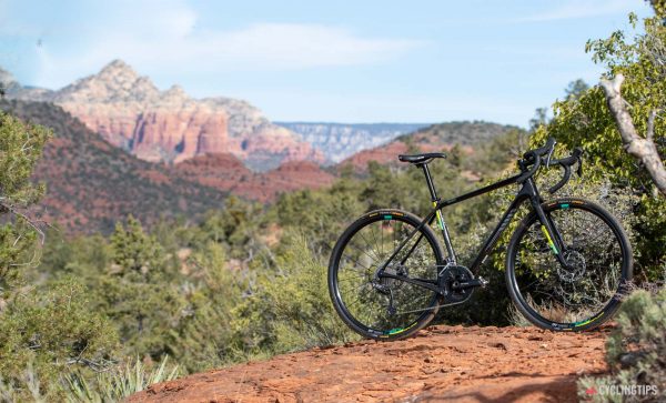 2020 Salsa Warbird Carbon GRX 810 gravel bike