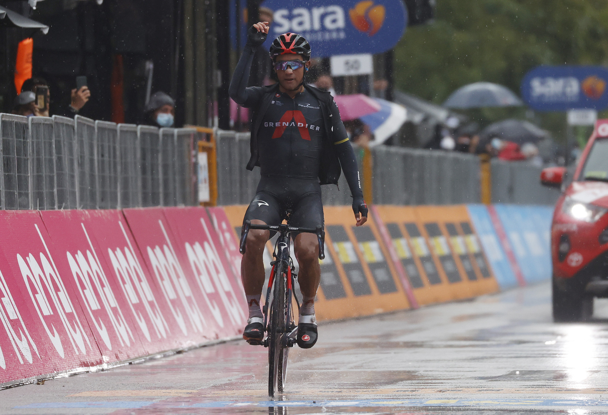 Jhonatan Narváez triumphed on stage 12 as the future of the race remains uncertain ©Getty Images